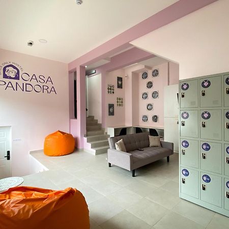 Casa Pandora Hostel Women Only San Jose  Ngoại thất bức ảnh