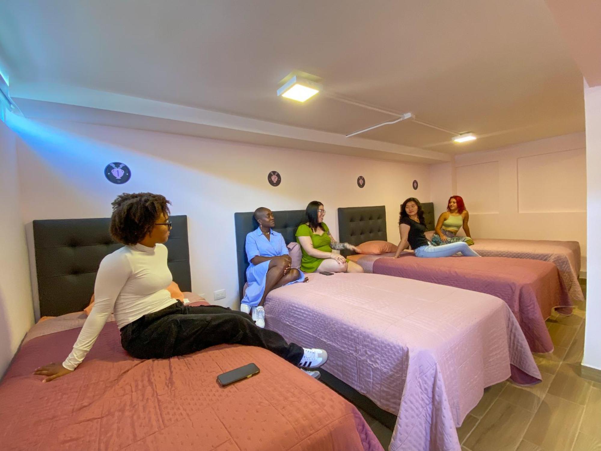 Casa Pandora Hostel Women Only San Jose  Ngoại thất bức ảnh